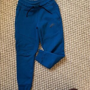 Nike Kids Tech Joggers XS (6)